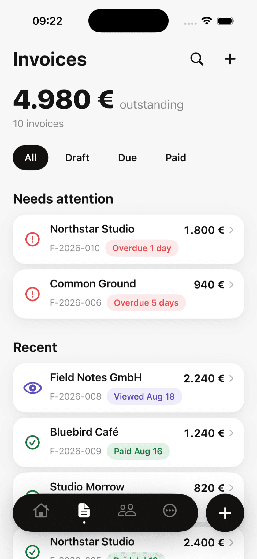 Invobis invoices list with outstanding total and status pills for overdue, viewed, and paid invoices